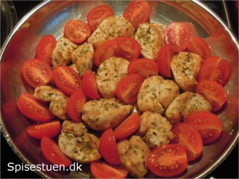 kylling-med-tomat-og-perlespelt-med-rodfrugter-5