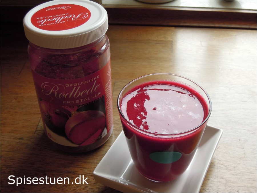 rød-morgen-smoothie-med-rødbede-1
