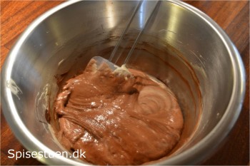 chokoladekage-med-chokolademousse-20