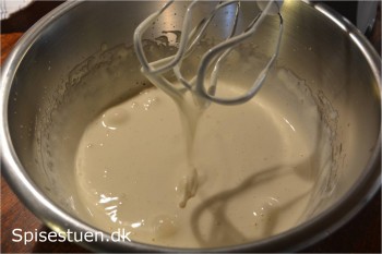 chokoladekage-med-chokolademousse-7