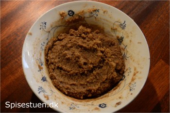 fastelavnsboller-med-brunsviger-remonce-og-vaniljecreme-3