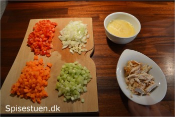 stegte-ris-med-æg-og-grøntsager-2
