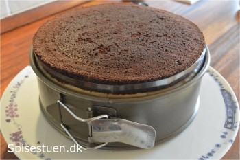 chokoladekage-med-mokkafromage-16