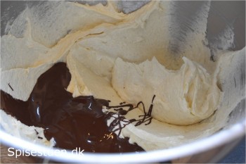 chokoladekage-med-marcipan-6