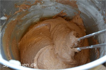 chokoladekage-med-marcipan-9