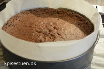 chokoladekage-uden-mel-12