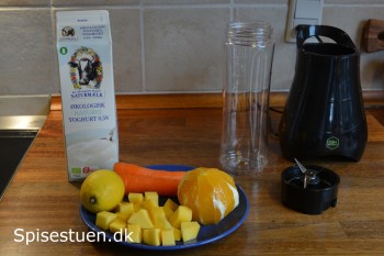 smoothie-med-gulerod-og-mango-1