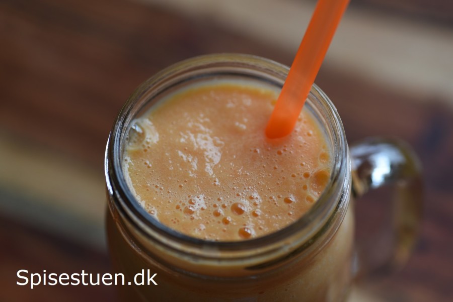 smoothie-med-gulerod-og-mango-6