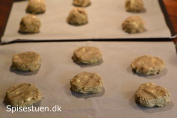cookies-med-hvid-chokolade-og-lakrids-3