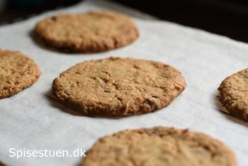 cookies-med-kokos-og-mælkechokolade-6