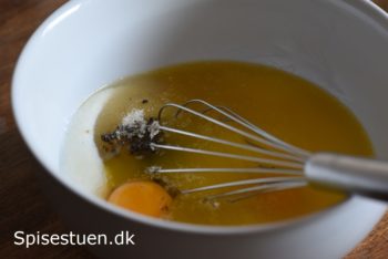 vaniljemuffins-med-havregryn-og-chokolade-1-3